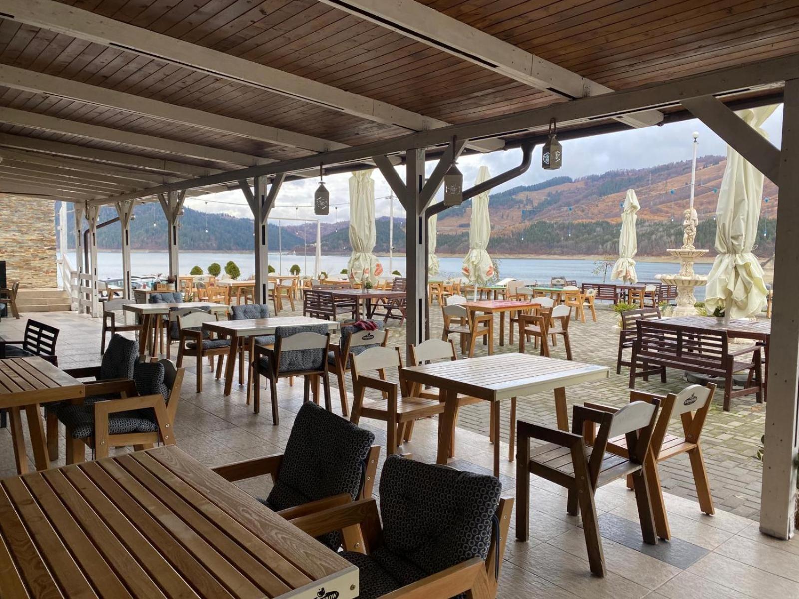 Complex Ancora Hotel Bicaz Exterior photo