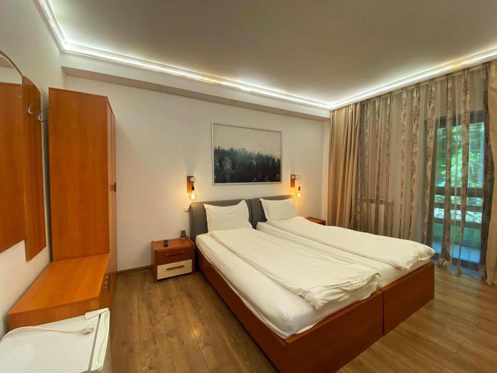 Complex Ancora Hotel Bicaz Exterior photo