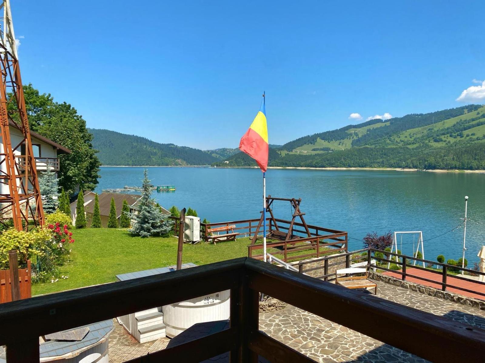 Complex Ancora Hotel Bicaz Exterior photo