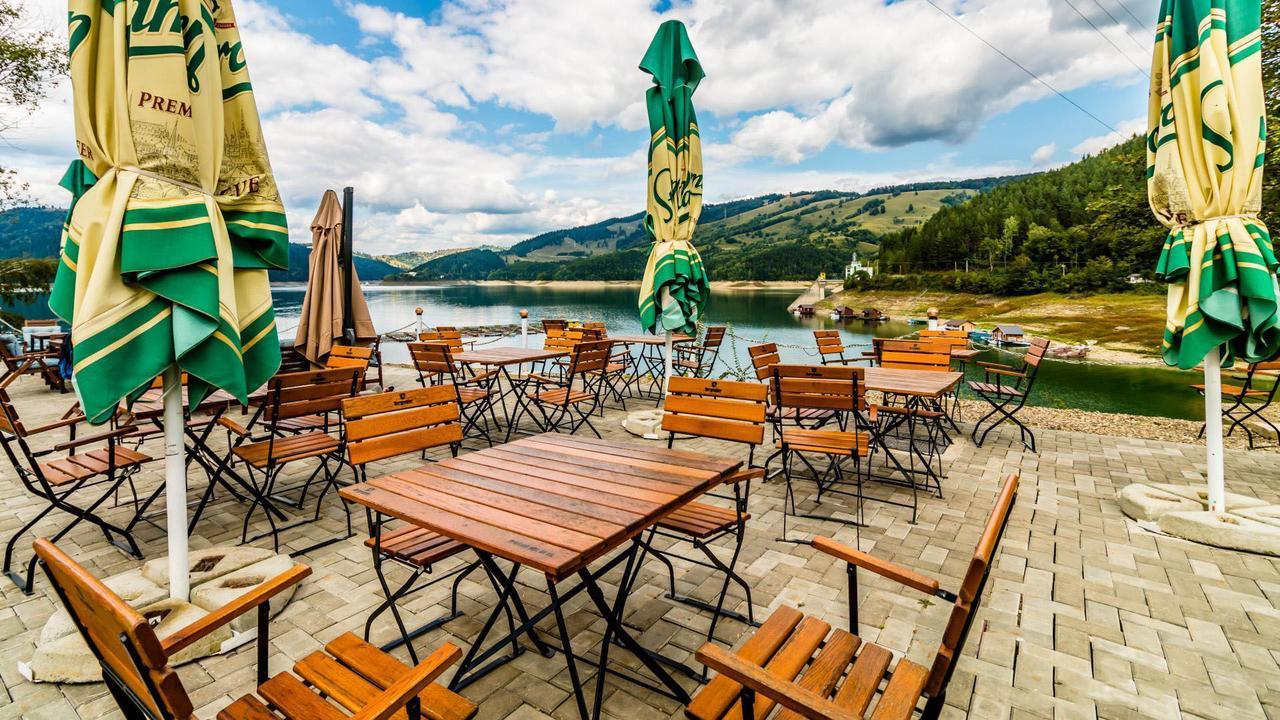 Complex Ancora Hotel Bicaz Exterior photo