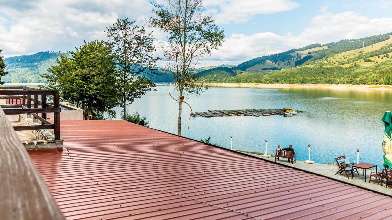 Complex Ancora Hotel Bicaz Exterior photo